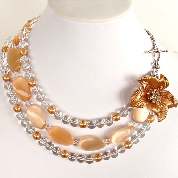 Apricot collar necklace