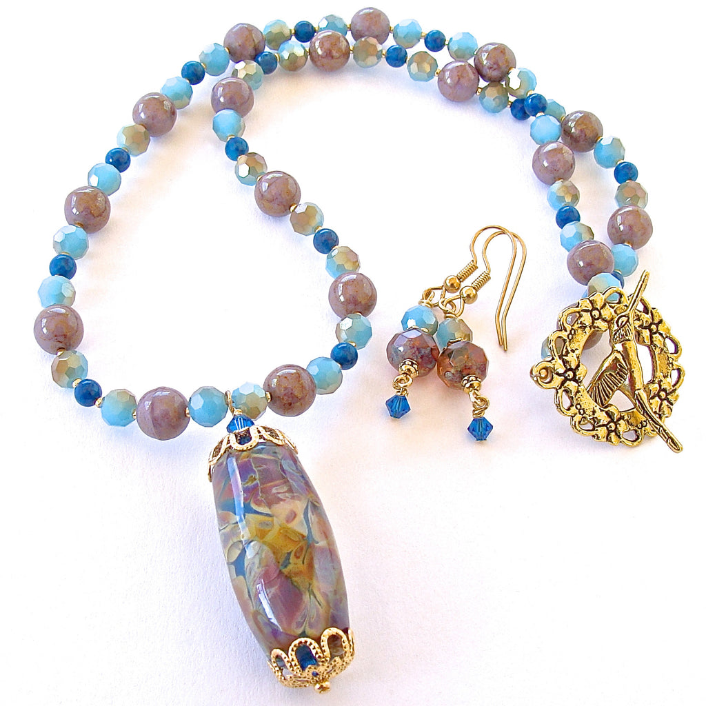 Avery: Blue Pendant Necklace Set