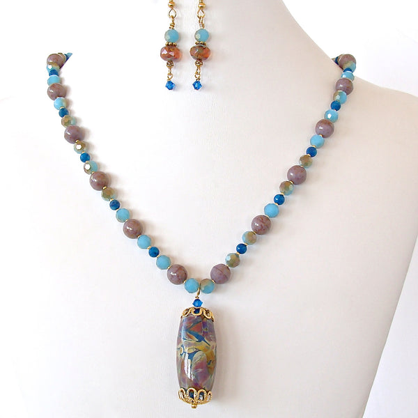 Avery: Blue Pendant Necklace Set