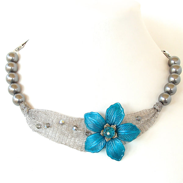 Blue flower necklace