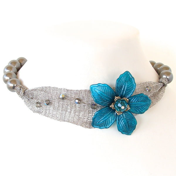 Flower Choker