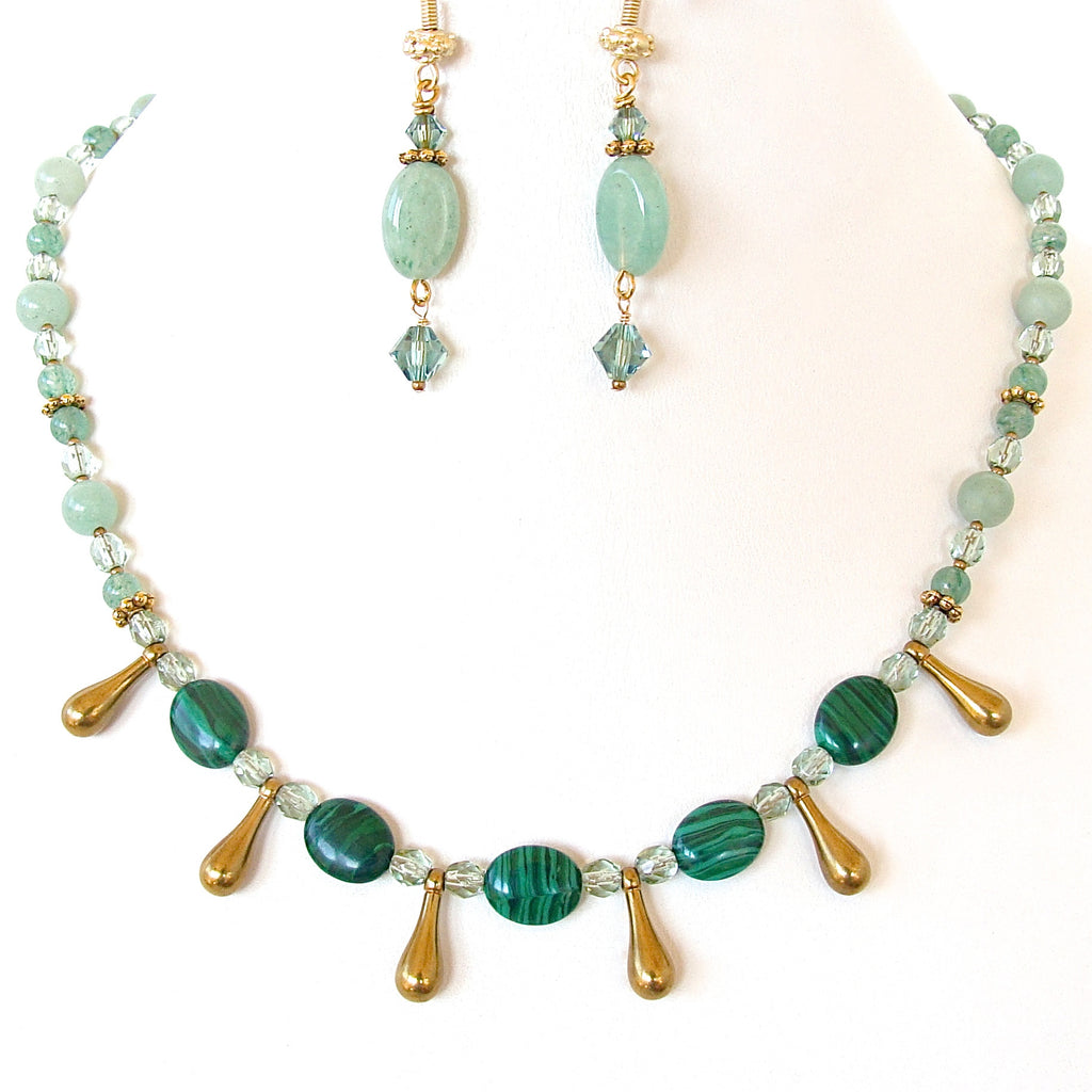 Green Stone Necklace Set