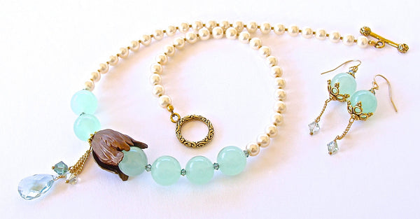 Handmade Green Chalcedony Necklace