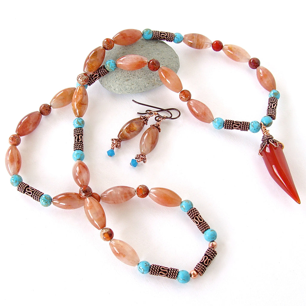 Horn Pendant Necklace