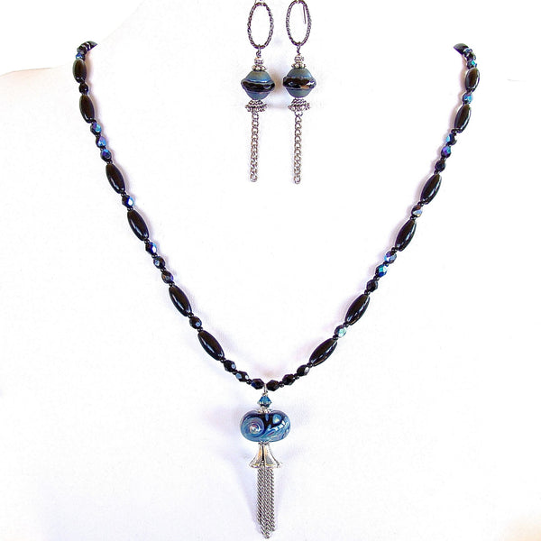 Evening: 22" Black and Blue Jewelry Set with Silver Tassel