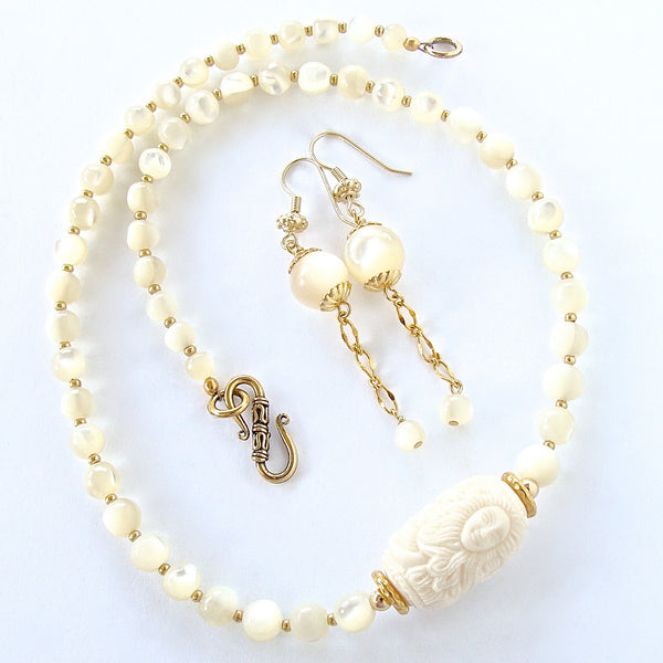 Mother of pearl necklace set
