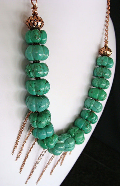 Mountain Song: Handmade Green Necklace Set