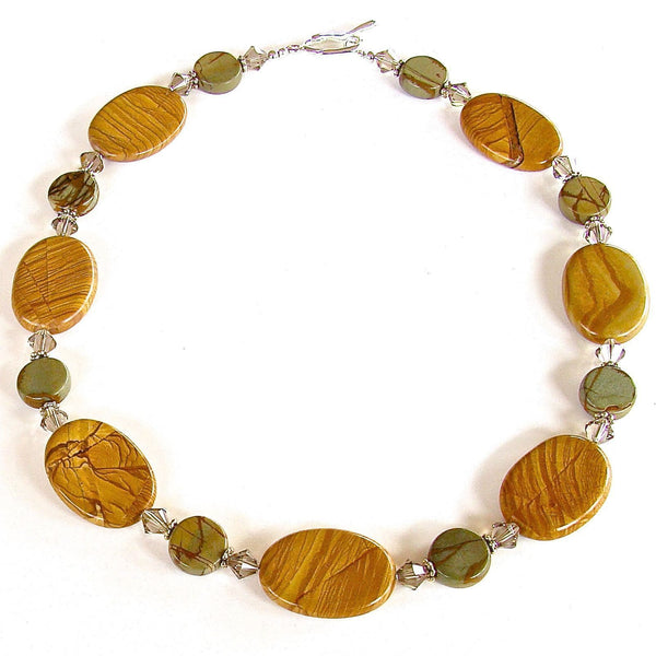 Oversized neutral colored necklace
