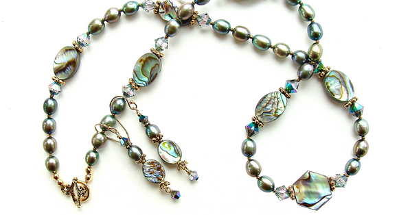 freshwater pearl necklace