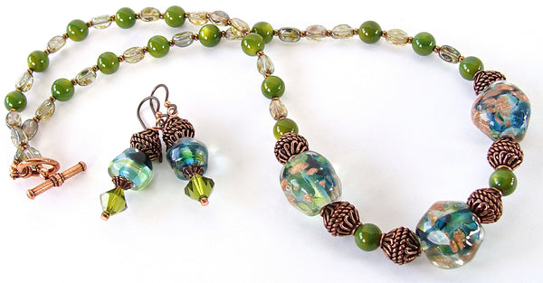 Green necklace set