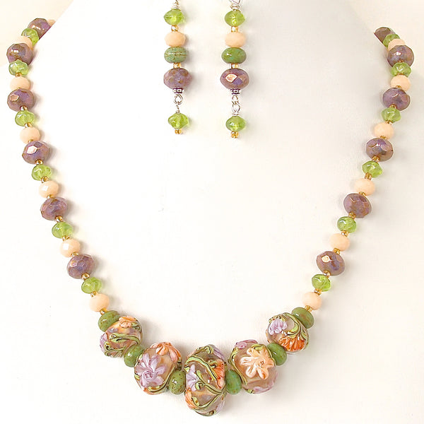 pastel flower necklace