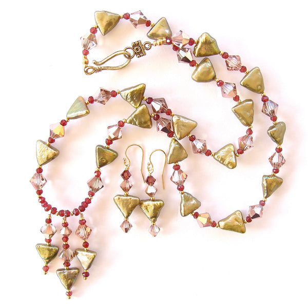 pearl pendant necklace