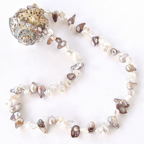 petal pearl necklace with magnetic clasp