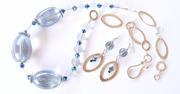 quartz statement necklace