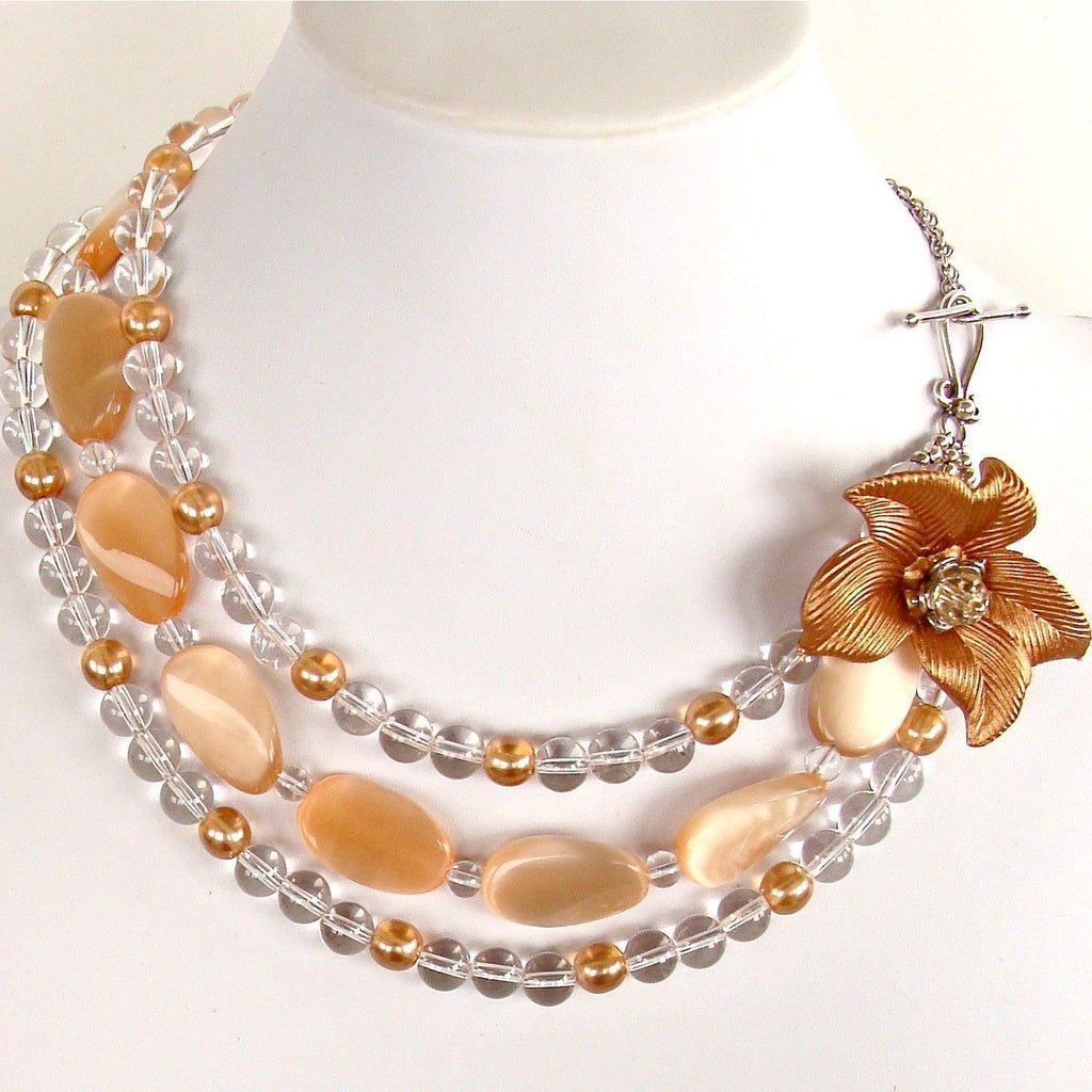 Apricot collar necklace