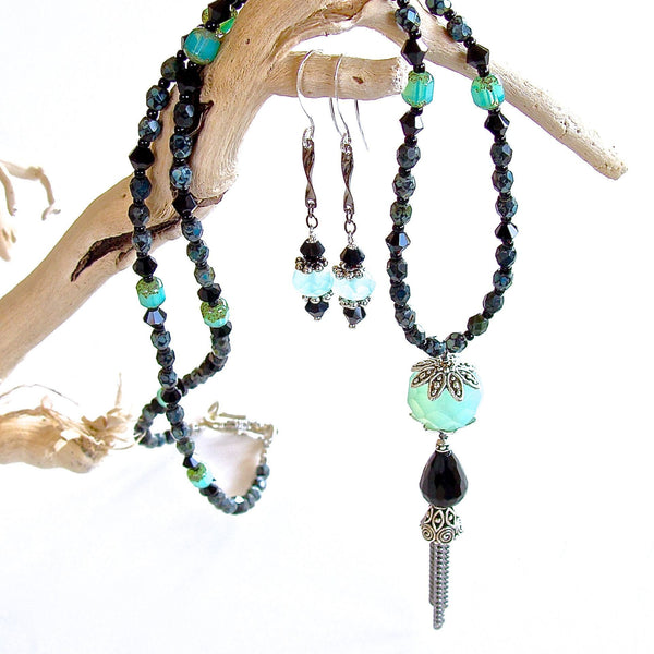 Aqua Green Chalcedony Necklace Set