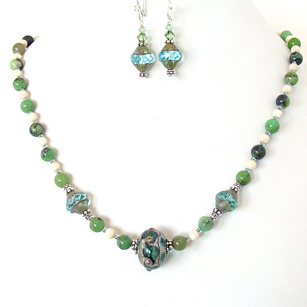 Blue and green necklace set
