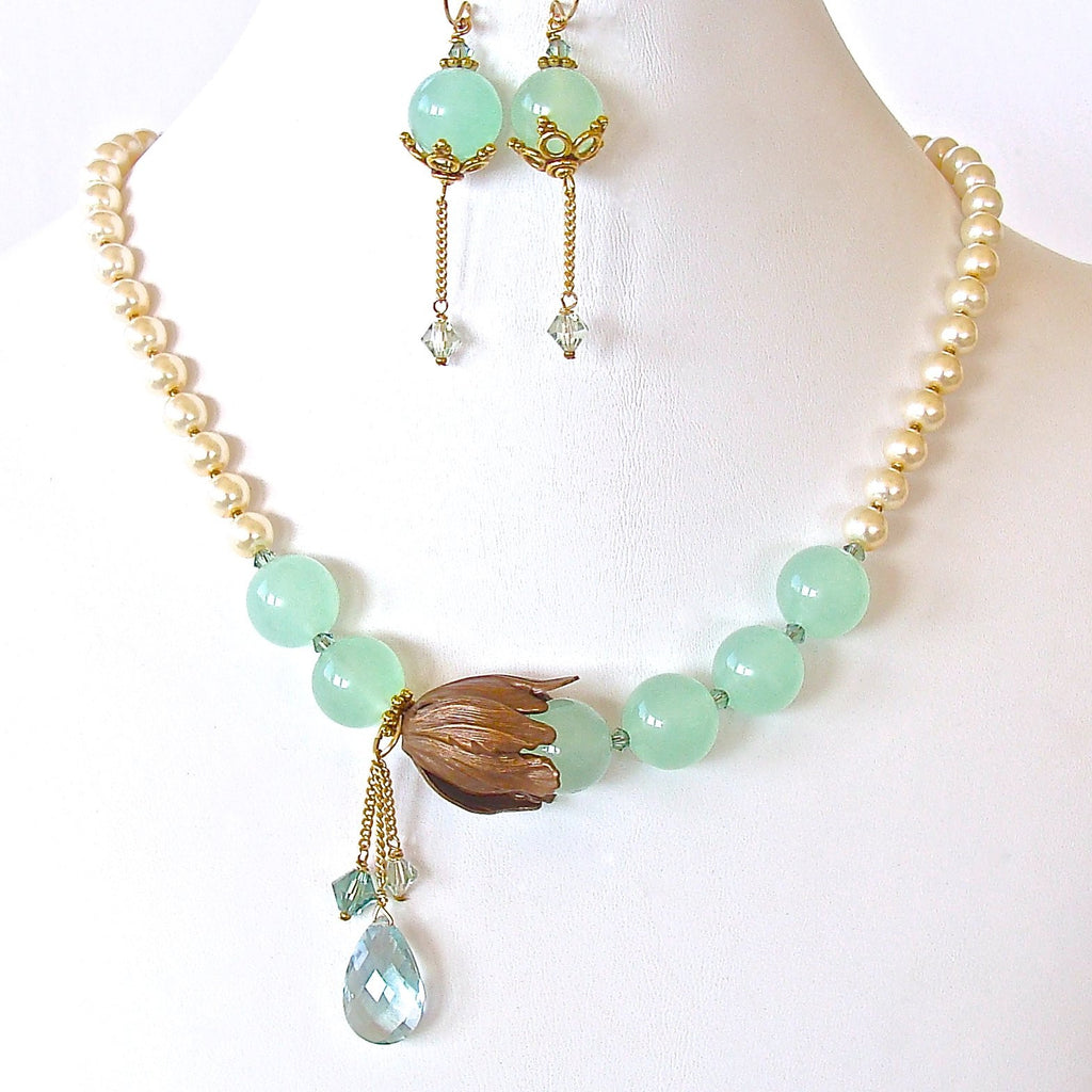 Green Chalcedony Necklace Set
