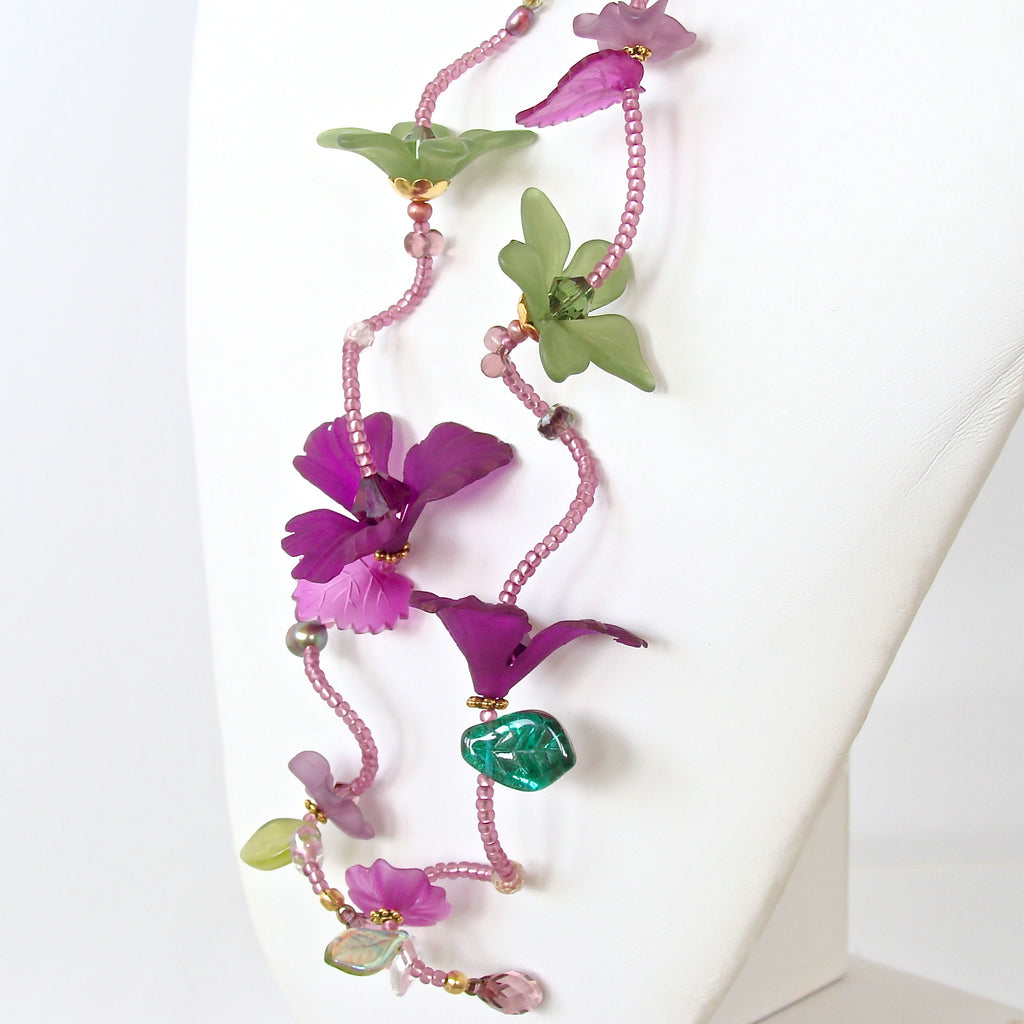 Green and purple flower necklace