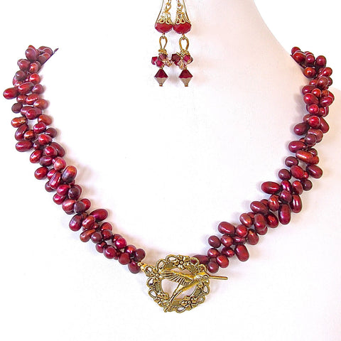 Handmade Red Pearl Necklace