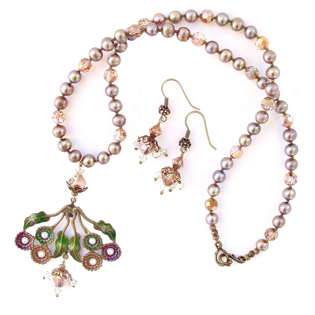 Pendant Necklace with Enamel Flower