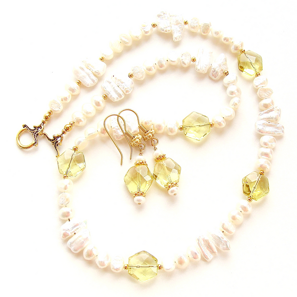 pearl necklace with lemon quartz